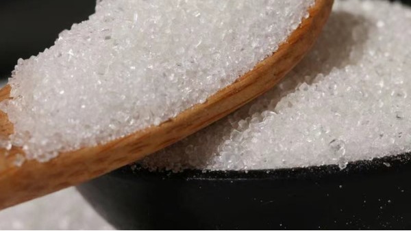 红糖、冰糖、白糖各有妙用，蜜蜂牌教你区分应用