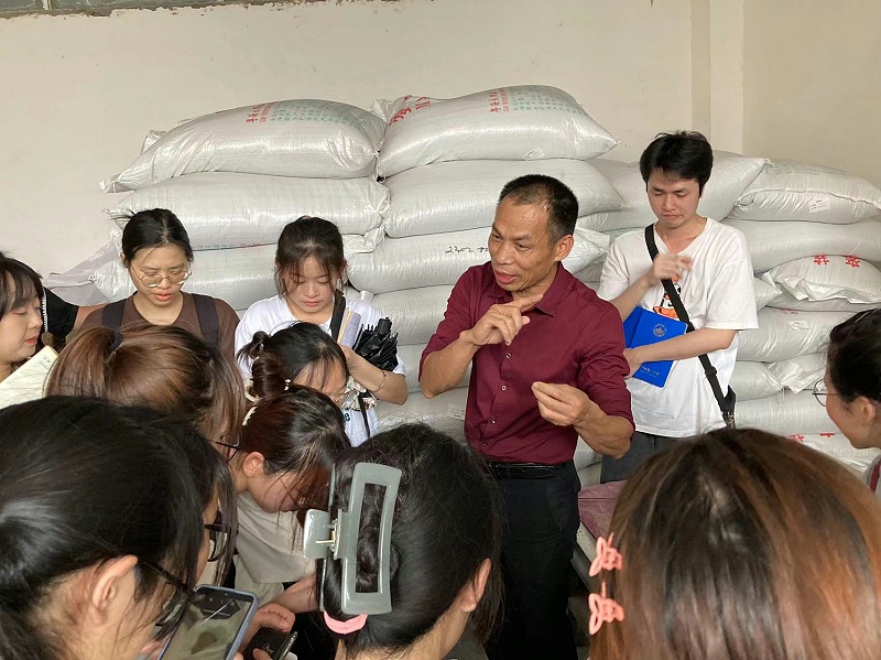 蜜蜂牌麦芽糖总经理莫显科 蜜蜂牌麦芽糖总经理莫显科