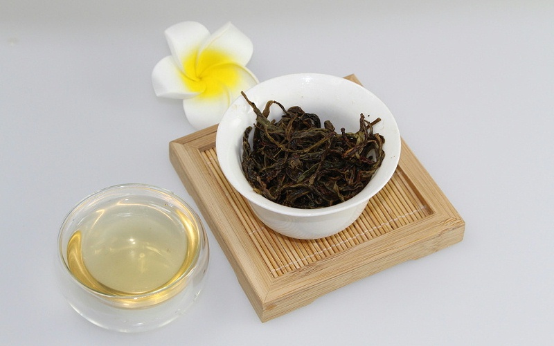 冰糖冲茶喝有益处?冰糖和茶叶在一起会有什么“化学反应”? 冰糖冲茶喝有益处?冰糖和茶叶在一起会有什么“化学反应”?